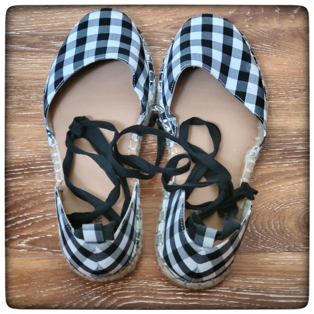 TORRID☆Ankle Wrap Espadrille Flats - Picture 1 of 4